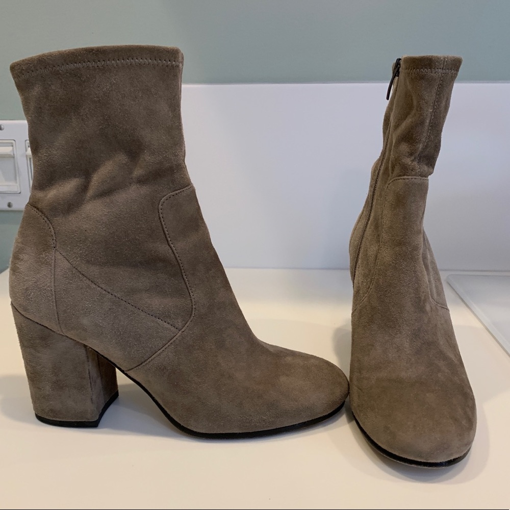 Via Spiga Benita Size8 grey suede bootie